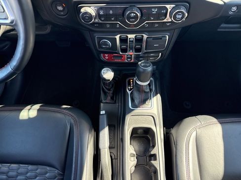 Used 2021 Jeep Wrangler Unlimited Rubicon image 15