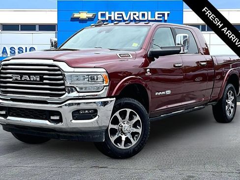 Used 2022 RAM 3500 Limited AWD/4WD image 2