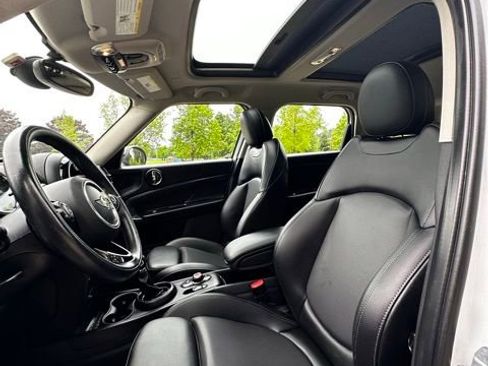 Used 2018 MINI Cooper Countryman S FWD image 11
