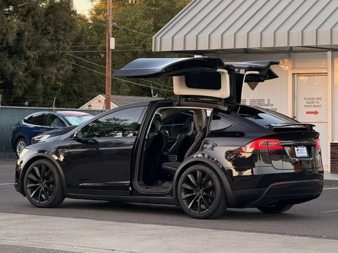 Used 2016 Tesla Model X 75D AWD/4WD image 7