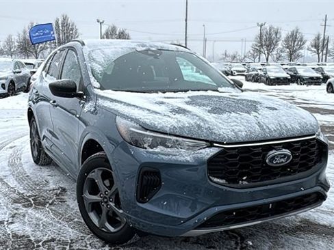 Certified 2023 Ford Escape ST-Line w/ Tech Pack #1 image 2