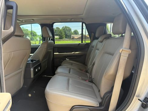 Used 2021 Ford Expedition XLT RWD image 13
