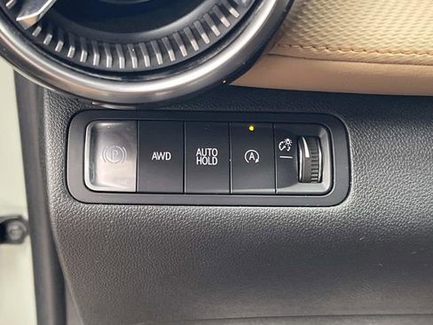 Used 2025 Chevrolet Equinox ACTIV w/ Safety and Technology Package AWD/4WD image 40
