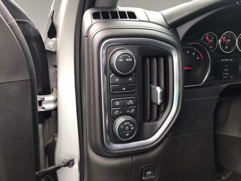 Used 2021 Chevrolet Silverado 2500 LT w/ Convenience Package AWD/4WD image 14