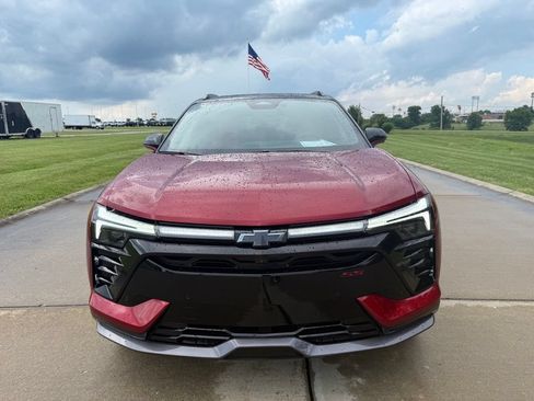 Used 2025 Chevrolet Blazer EV SS AWD/4WD image 11