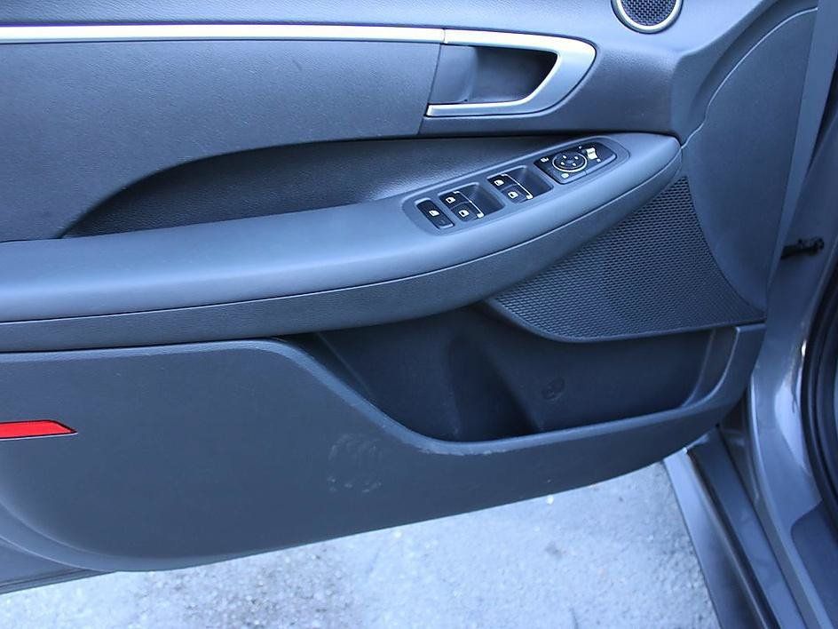 Used 2021 Hyundai Sonata SE FWD image 8