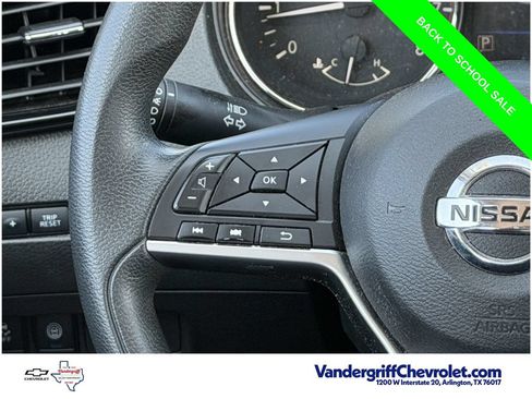 Used 2021 Nissan Rogue Sport S FWD image 13