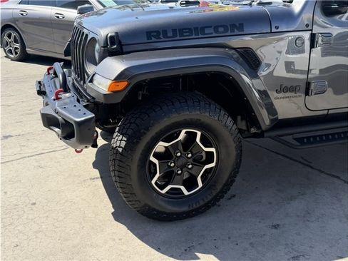 Used 2023 Jeep Gladiator Sport AWD/4WD image 11