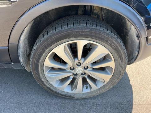 Used 2019 Buick Encore Preferred AWD/4WD image 9