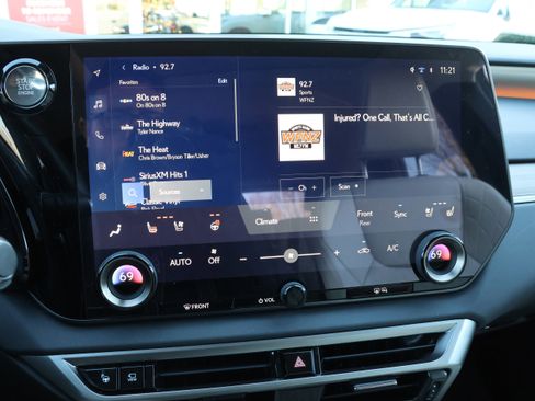 Used 2025 Lexus RX 350 Premium Plus image 23