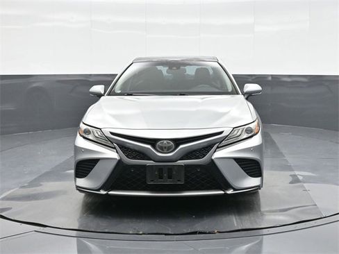 Certified 2018 Toyota Camry XSE image 30