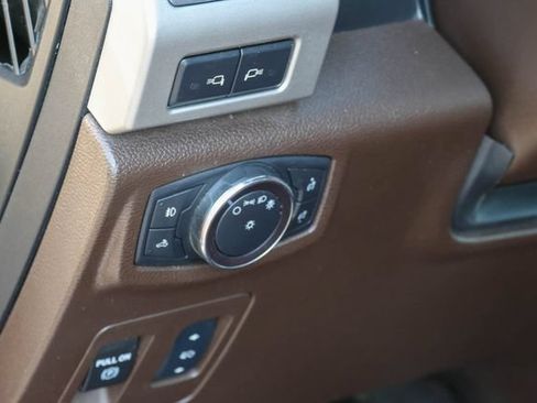 Used 2018 Ford F150 King Ranch w/ Equipment Group 601A Luxury AWD/4WD image 15