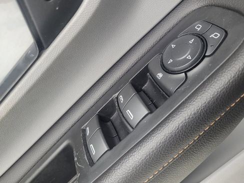 Used 2018 GMC Terrain SLE w/ Driver Convenience Package image 27