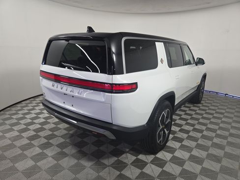 Used 2024 Rivian R1S Adventure AWD/4WD image 5