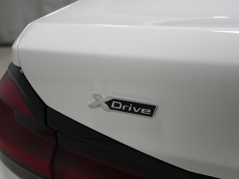 Used 2023 BMW 530i xDrive 530i xDrive w/ Premium Package image 24