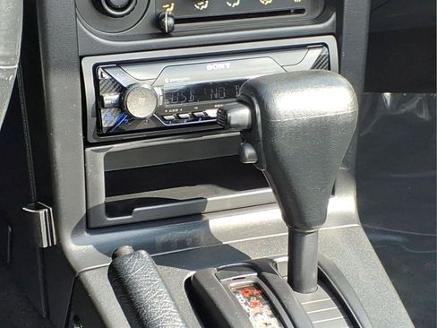Used 1997 MAZDA MX-5 Miata RWD image 13