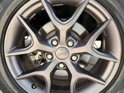 Used 2020 Jeep Grand Cherokee Limited X AWD/4WD image 3