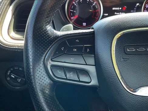 Used 2022 Dodge Challenger R/T Scat Pack w/ Plus Package RWD image 10