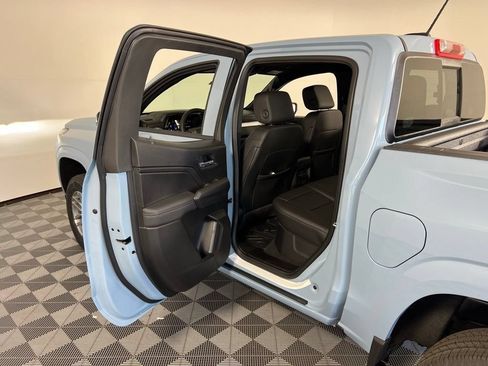 Used 2025 Chevrolet Colorado LT w/ LT Convenience Package AWD/4WD image 31