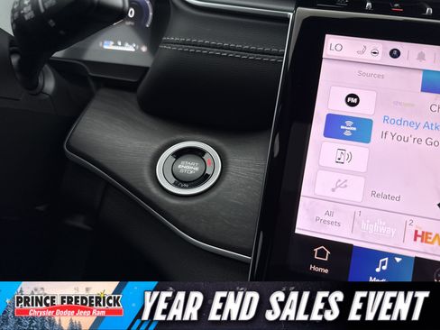 New 2025 Jeep Grand Cherokee L Limited image 25