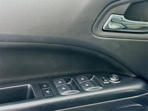 Used 2021 GMC Canyon AT4 image 16