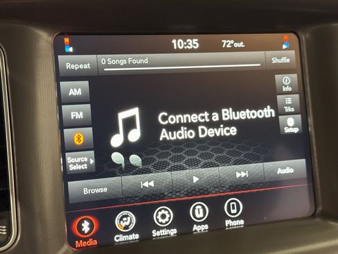 Used 2023 Dodge Charger SXT image 3