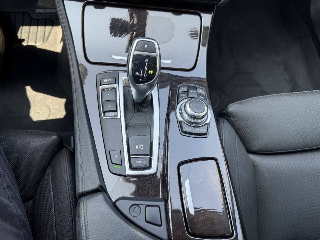 Used 2011 BMW 528i Sedan RWD image 16