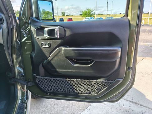 Used 2021 Jeep Wrangler Unlimited Rubicon w/ Steel Bumper Group AWD/4WD image 27
