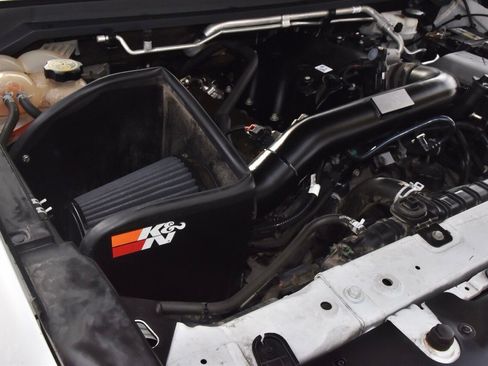 Used 2018 Chevrolet Colorado Z71 image 39