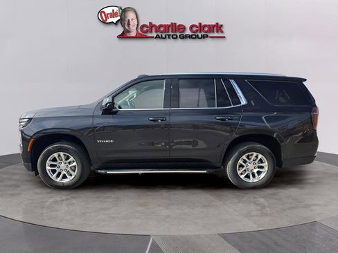 Used 2025 Chevrolet Tahoe LT AWD/4WD image 2