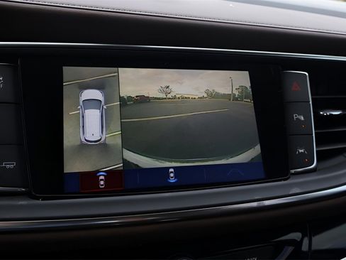 Used 2018 Buick Enclave Avenir w/ Avenir Technology Package image 29