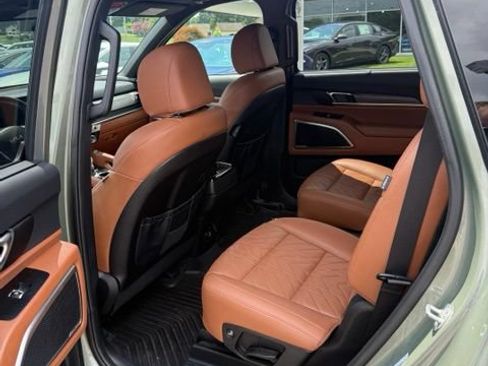 Used 2025 Kia Telluride EX X-Line AWD/4WD image 8