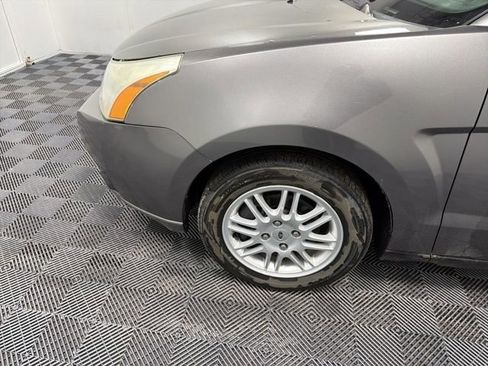 Used 2011 Ford Focus SE w/ 201A Rapid Spec Order Code image 10