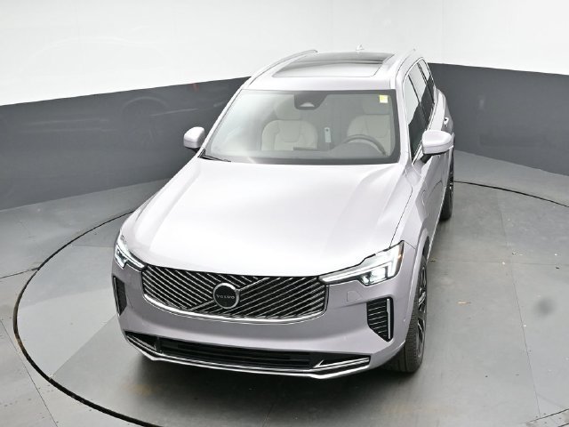 New 2026 Volvo XC90 T8 Plus w/ Protection Package Premier AWD/4WD image 48