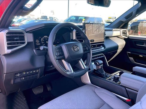 Used 2025 Toyota Tundra Limited image 16