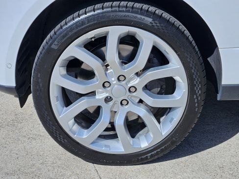 Used 2016 Land Rover Range Rover HSE AWD/4WD image 13