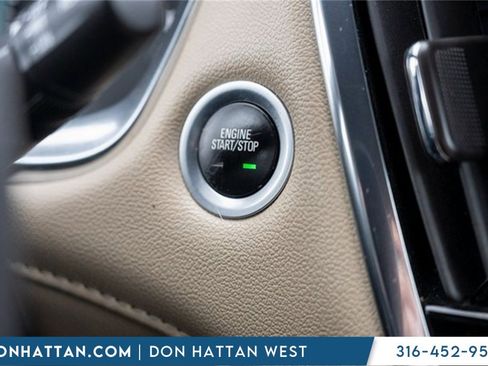 Used 2023 Chevrolet Traverse LS w/ Safety Package image 10