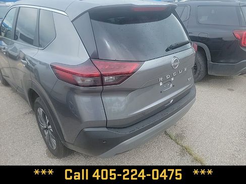 Used 2023 Nissan Rogue SV FWD image 13