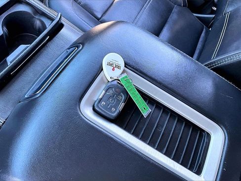 Used 2020 GMC Yukon XL Denali image 34