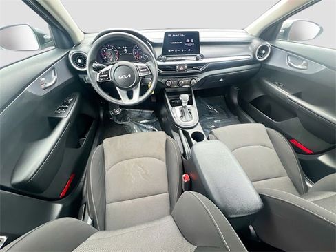 Used 2022 Kia Forte LXS image 21