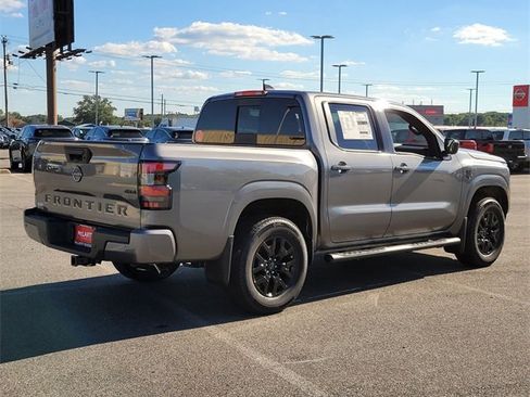 New 2026 Nissan Frontier SV w/ SV Convenience Package image 3