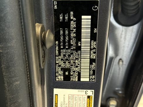 Used 2022 Toyota 4Runner TRD Off-Road Premium w/ TRD Black Wheel Package (TMS) image 2