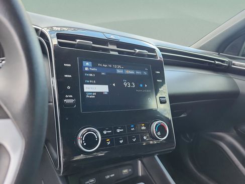 Used 2023 Hyundai Santa Cruz SEL image 11