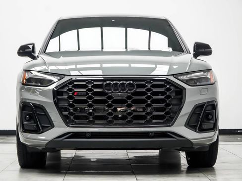 Used 2022 Audi SQ5 Prestige w/ Prestige Package AWD/4WD image 9