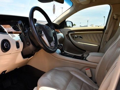 Used 2019 Ford Taurus Limited FWD image 14