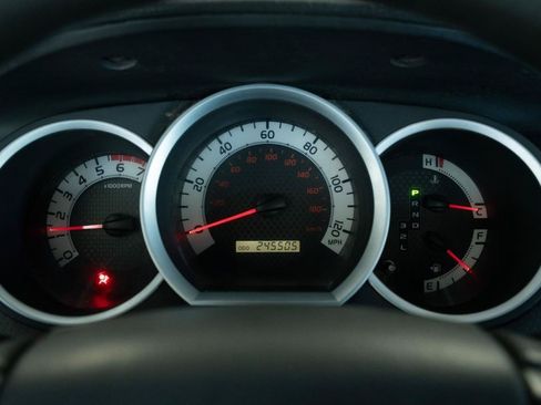 Used 2013 Toyota Tacoma 2WD Regular Cab image 13