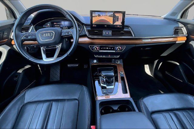 Used 2023 Audi Q5 2.0T Premium Plus w/ Premium Plus Package AWD/4WD image 15