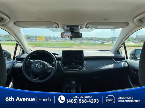 Used 2026 Toyota Corolla LE FWD image 21