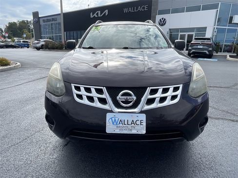 Used 2015 Nissan Rogue S w/ Convenience Package image 2