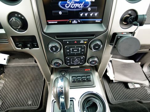 Used 2013 Ford F150 Raptor w/ Luxury Equipment Group image 38